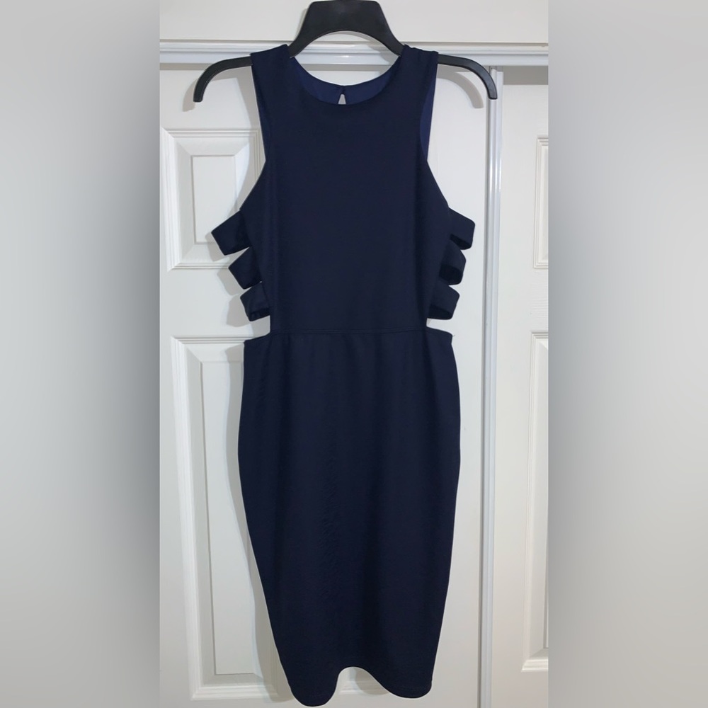 Goodtime USA Women’s Side Cutout Detail Bodycon Dress. Navy.